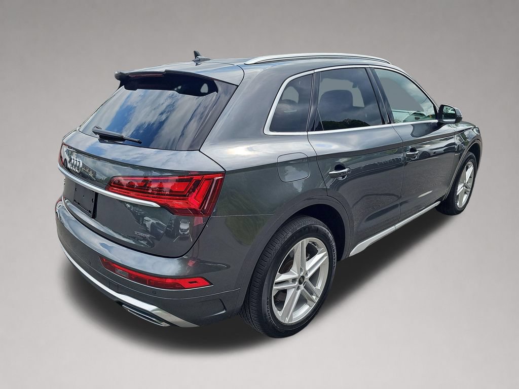 Used 2024 Audi Q5 e Premium w/ Convenience Package AWD/4WD image 4