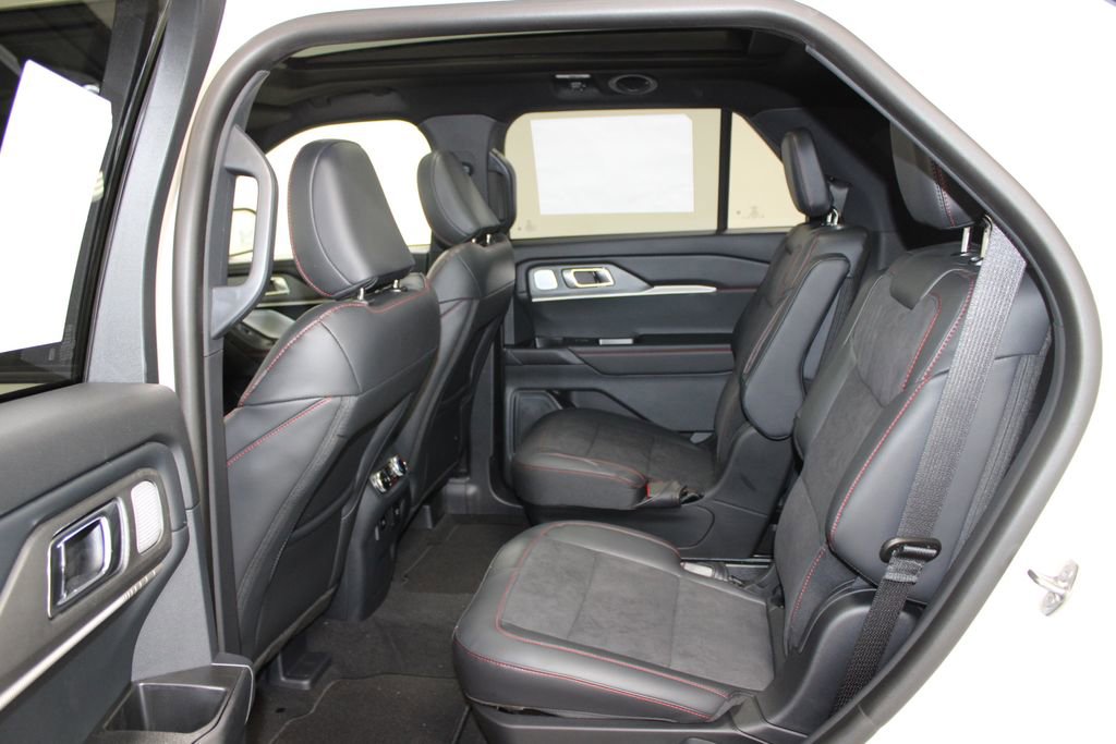New 2026 Ford Explorer ST image 25