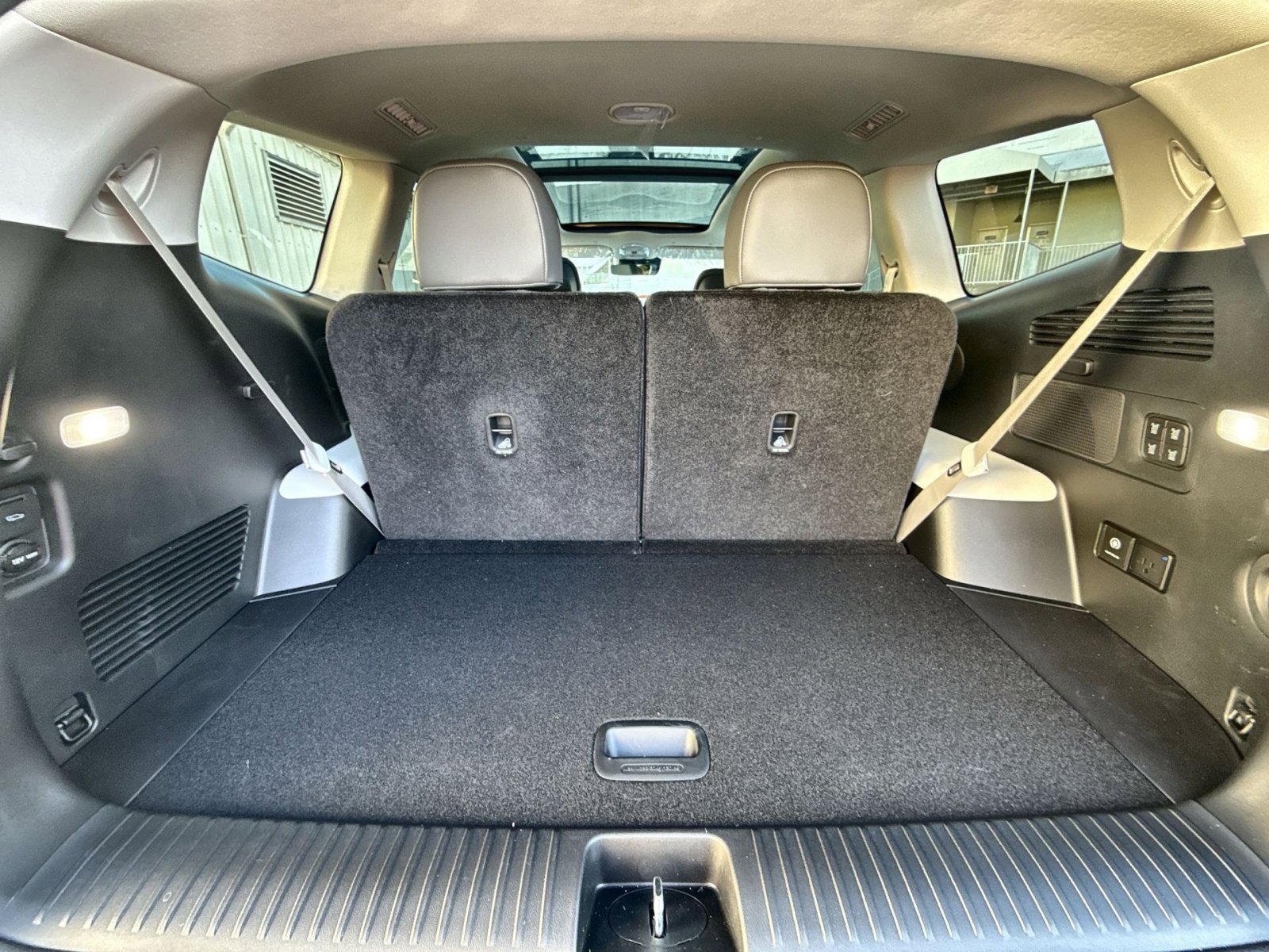 New 2026 Hyundai Ioniq 9 Limited image 27