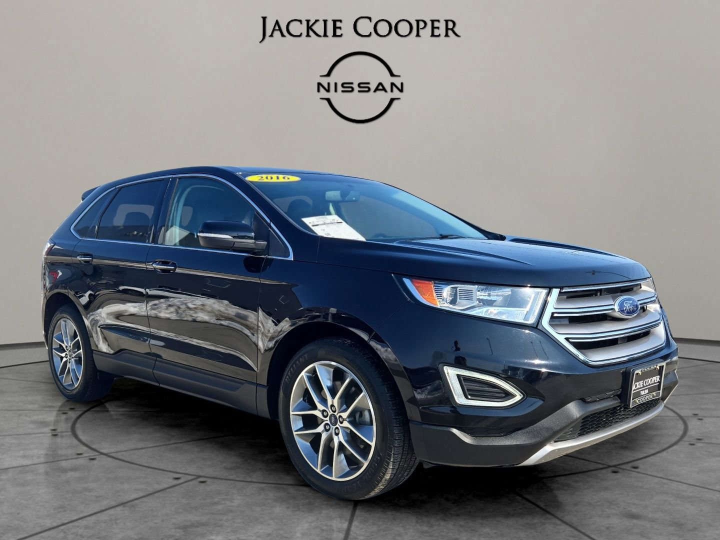 Used 2016 Ford Edge Titanium w/ Technology Package image 7