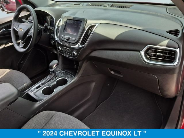 Used 2024 Chevrolet Equinox LT AWD/4WD image 32
