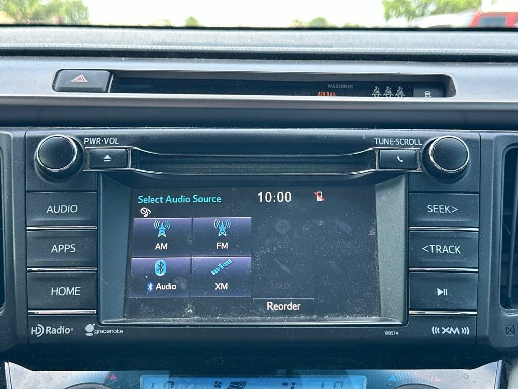 Used 2017 Toyota RAV4 XLE AWD/4WD image 22