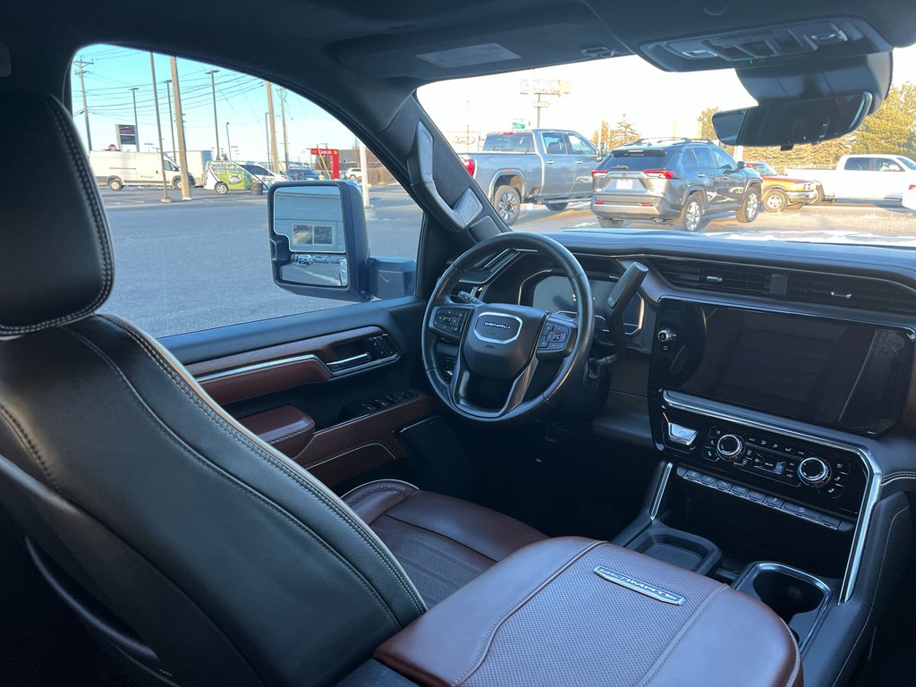 Certified 2024 GMC Sierra 2500 Denali Ultimate image 38