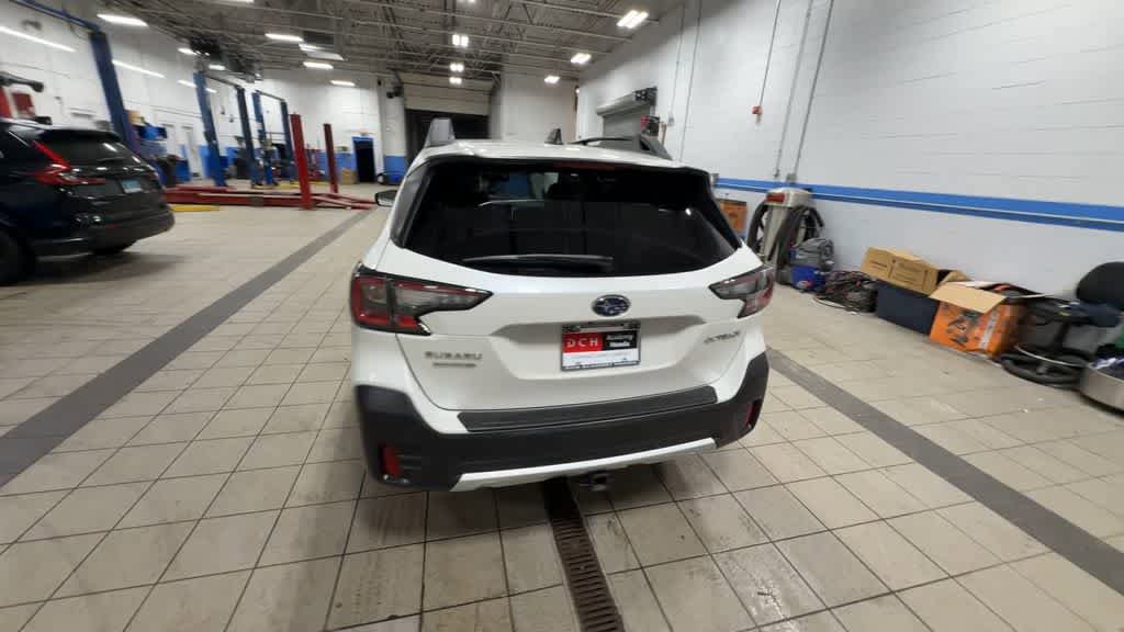 Used 2021 Subaru Outback Limited image 7