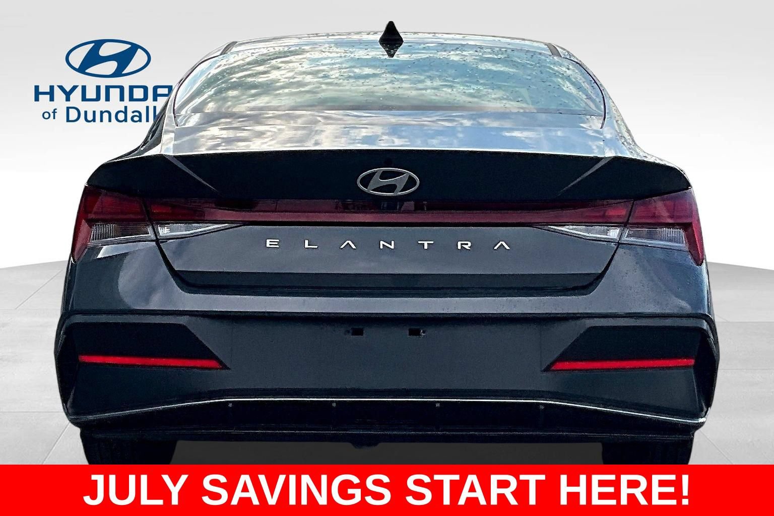 Used 2024 Hyundai Elantra SEL w/ Convenience Package FWD image 5