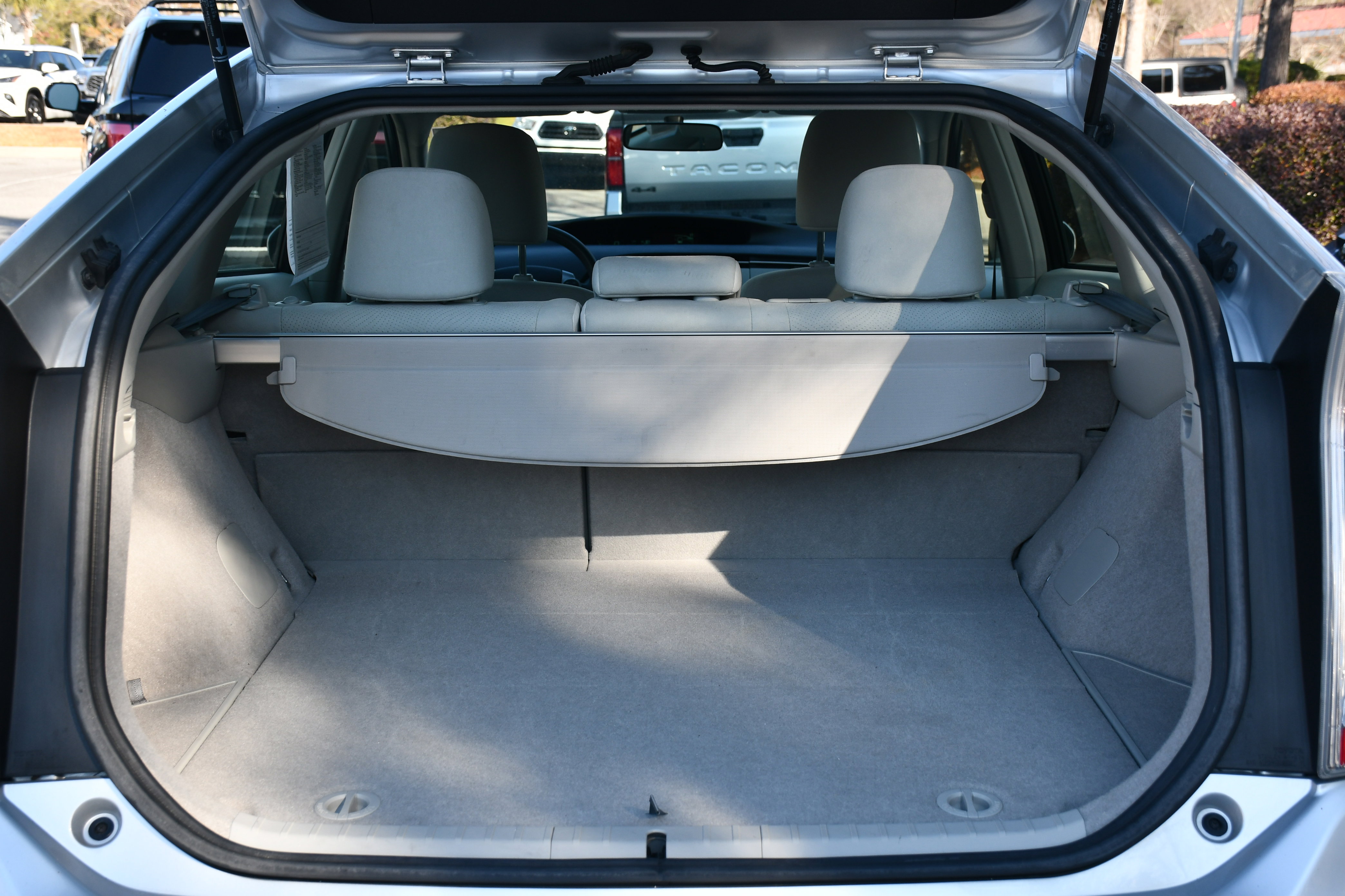 Used 2013 Toyota Prius Five image 17