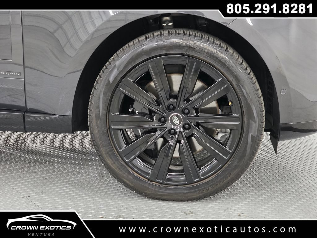Used 2025 Land Rover Range Rover Autobiography AWD/4WD image 9