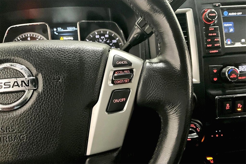 Used 2018 Nissan Titan PRO-4X image 12