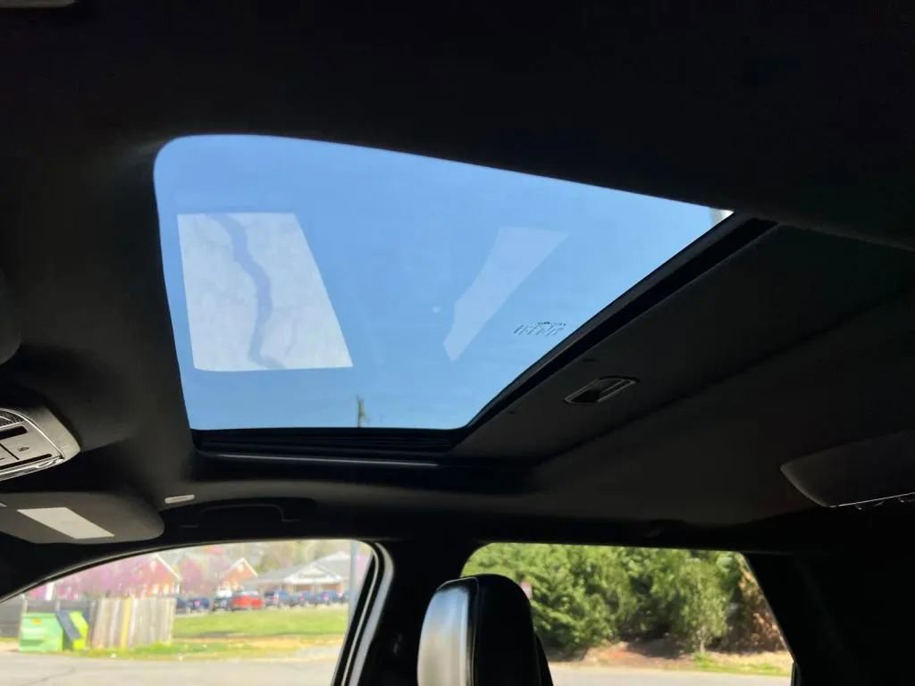 Used 2020 Dodge Durango R/T w/ Blacktop Package image 27