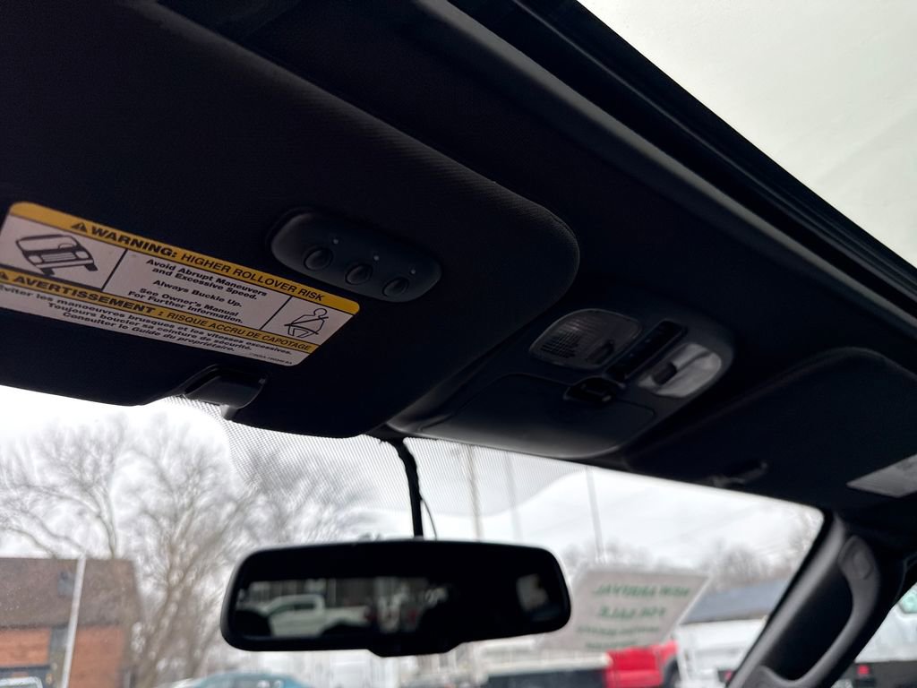 Used 2011 Ford Escape Limited w/ 302A Rapid Spec Order Code image 46