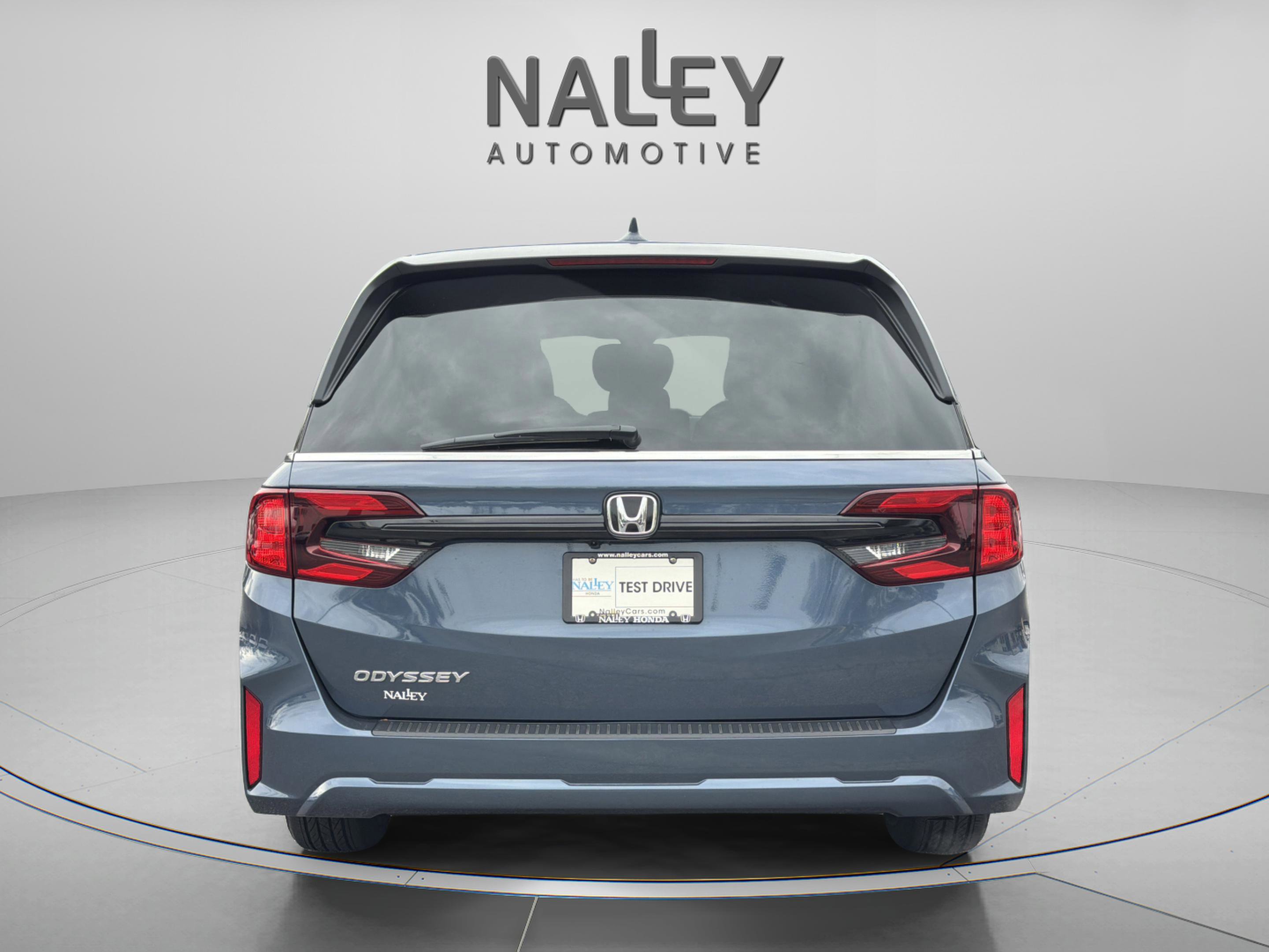 Certified 2026 Honda Odyssey EX-L image 5