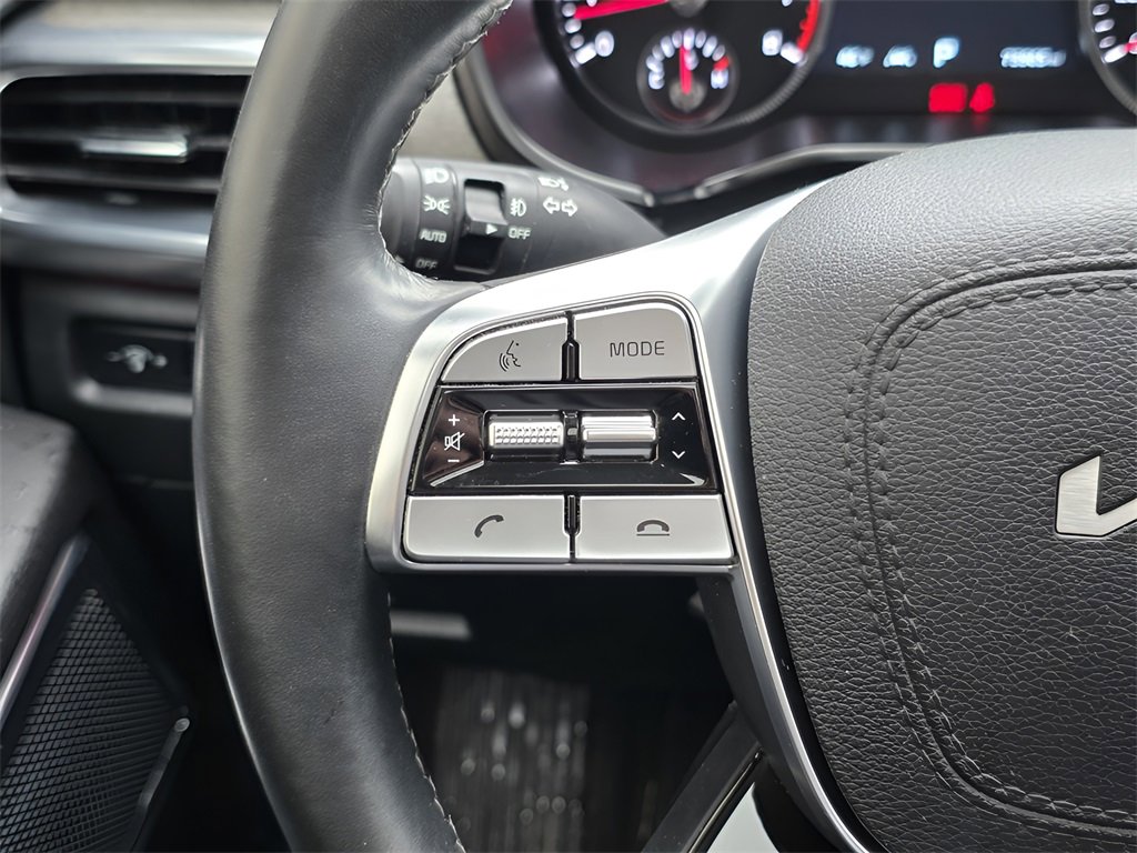 Used 2022 Kia Telluride SX w/ SX Prestige Package image 27