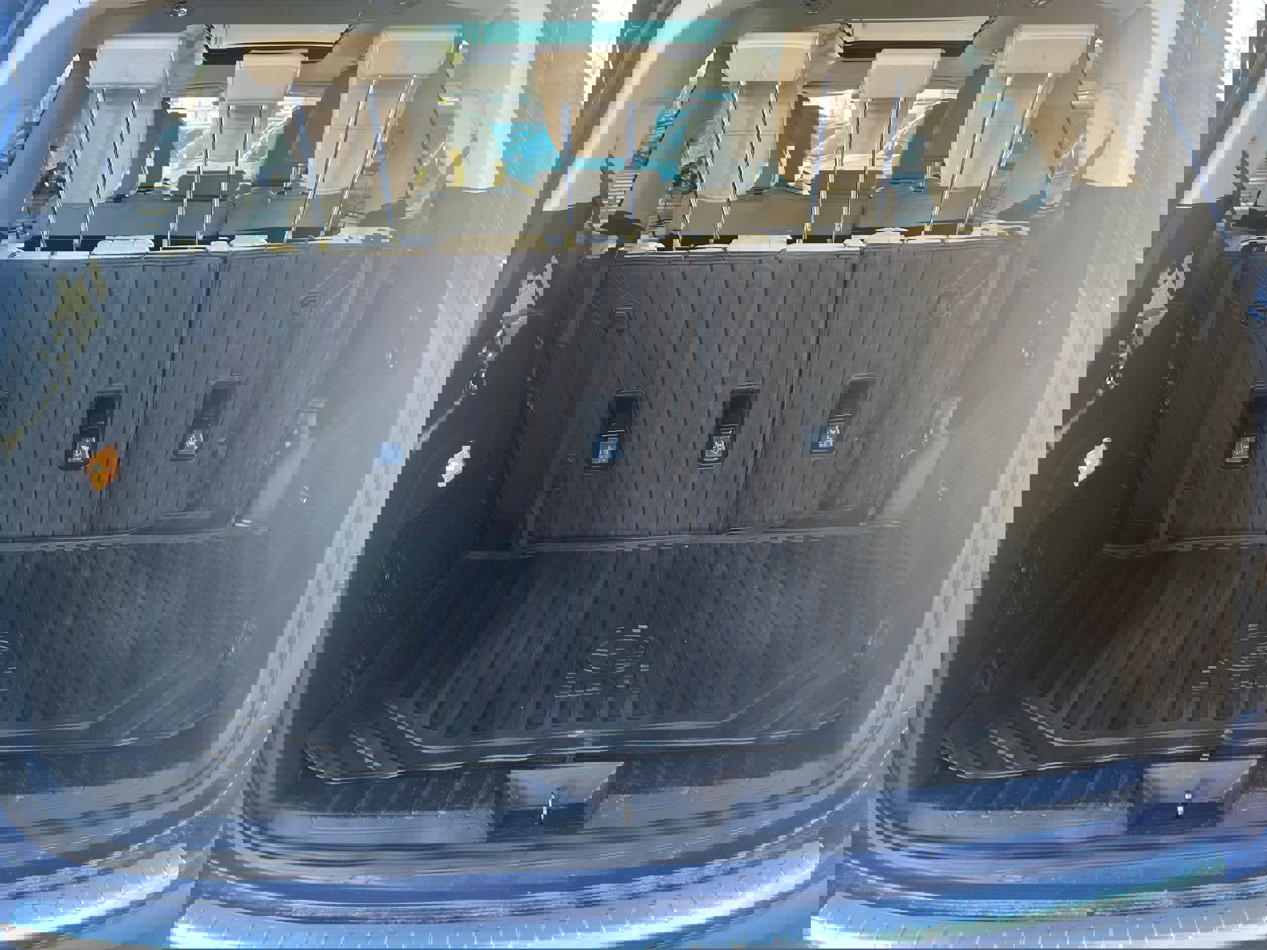 Used 2019 Subaru Ascent Limited w/ Popular Package #2 image 11