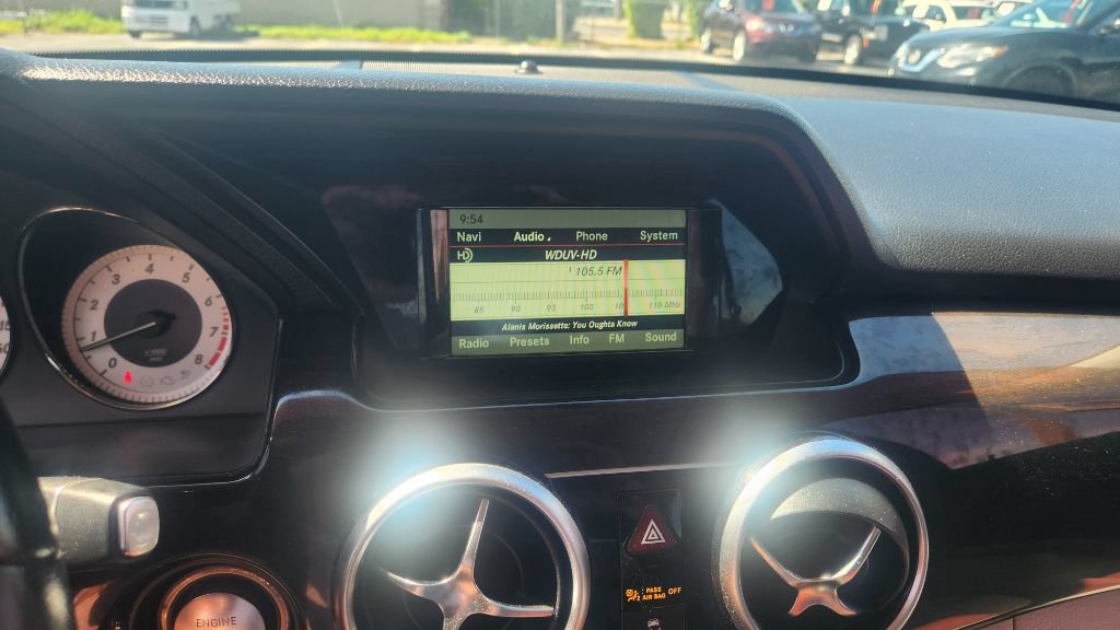 Used 2014 Mercedes-Benz GLK 350 2WD image 21