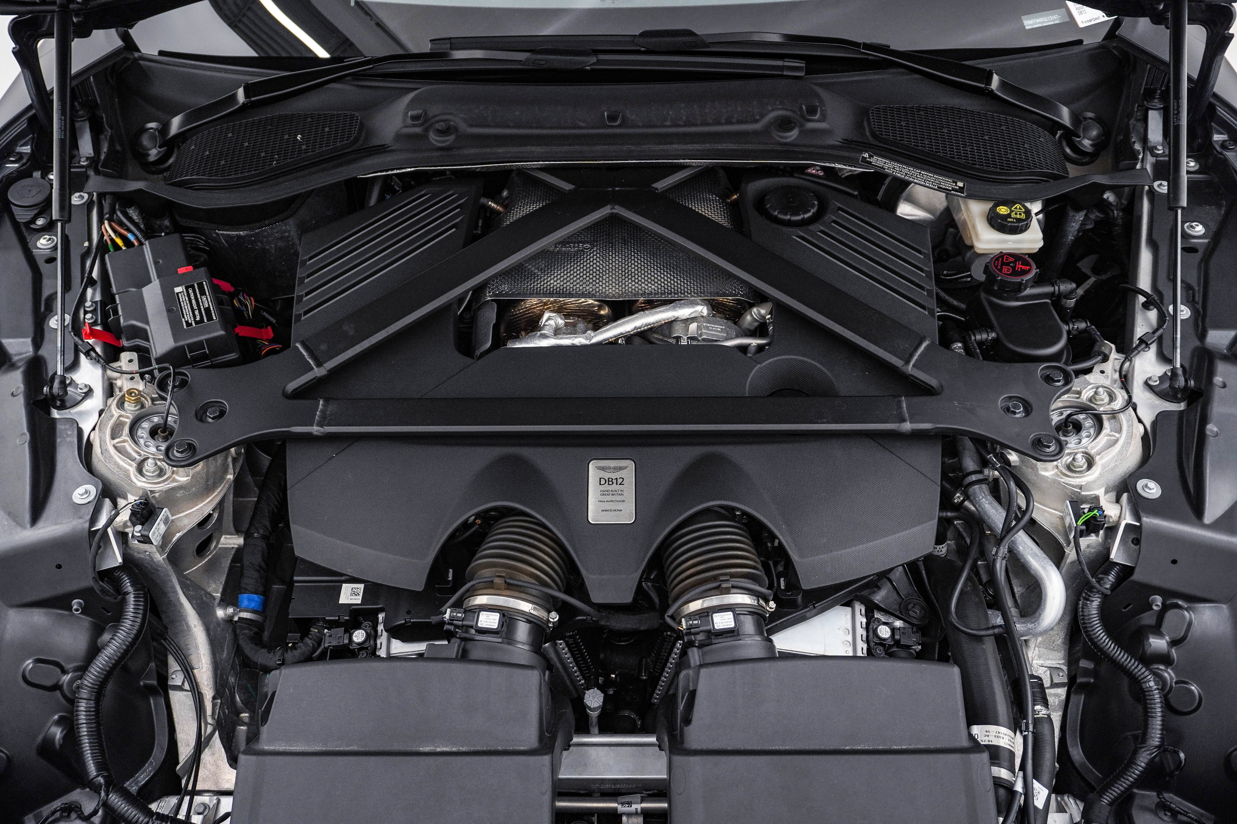 Used 2024 Aston Martin DB12 Coupe RWD image 34