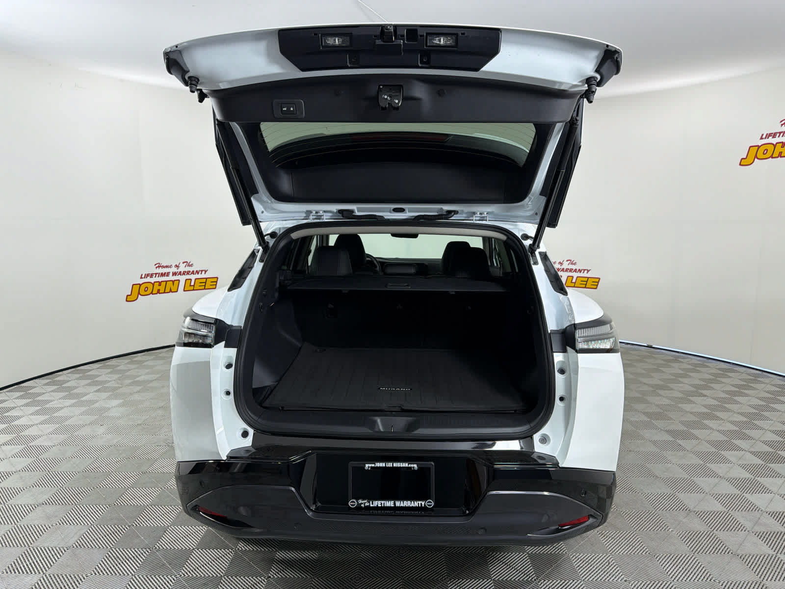 New 2026 Nissan Murano Platinum w/ Cargo Package AWD/4WD image 5