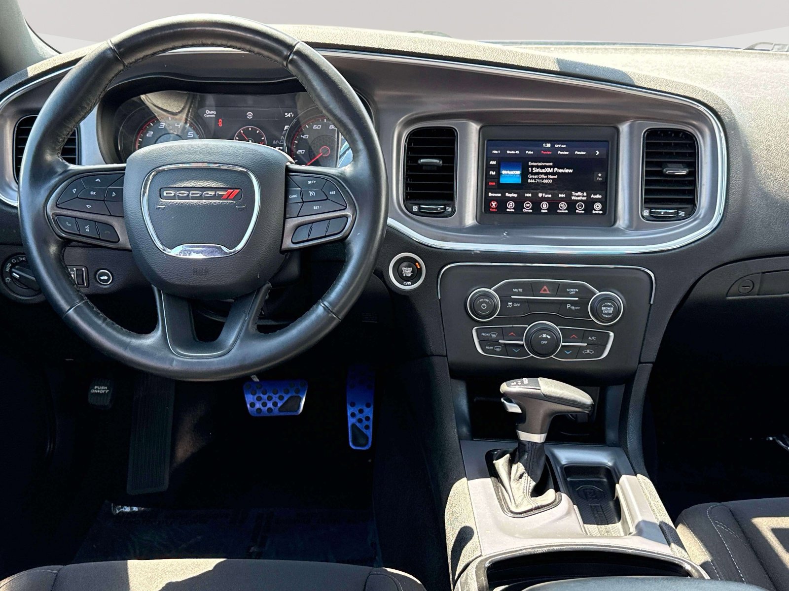 Used 2021 Dodge Charger SXT w/ Blacktop Package image 7