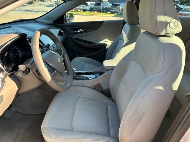 Used 2019 Chevrolet Malibu LT w/ Driver Confidence Package image 9