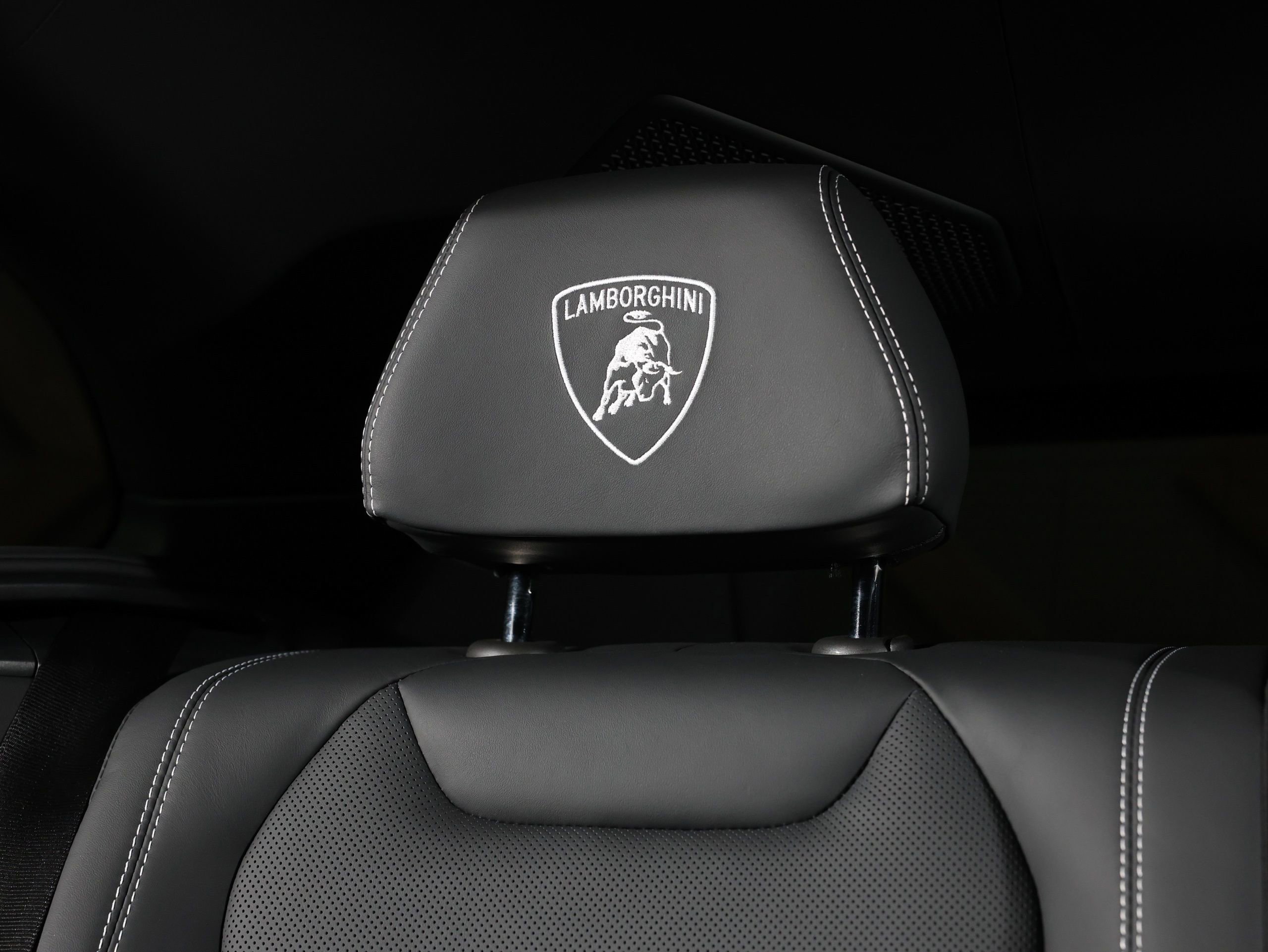 Used 2023 Lamborghini Urus Performante image 27