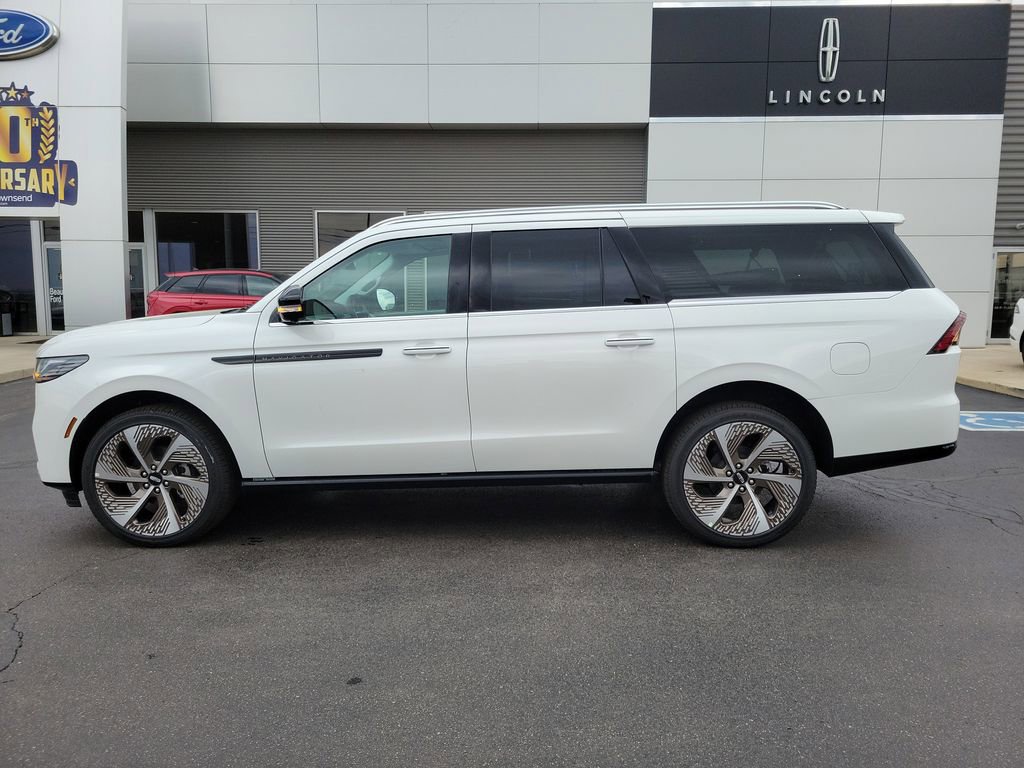 New 2026 Lincoln Navigator L Black Label AWD/4WD image 7