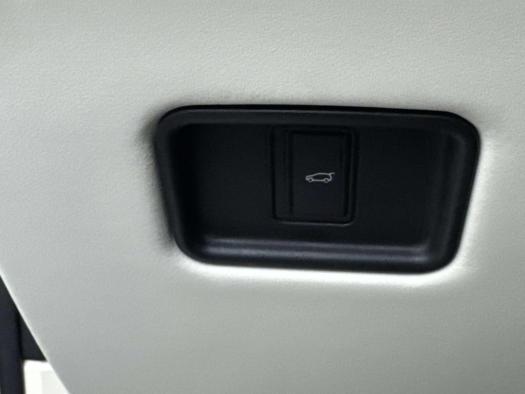 Used 2024 Land Rover Range Rover SE AWD/4WD image 30