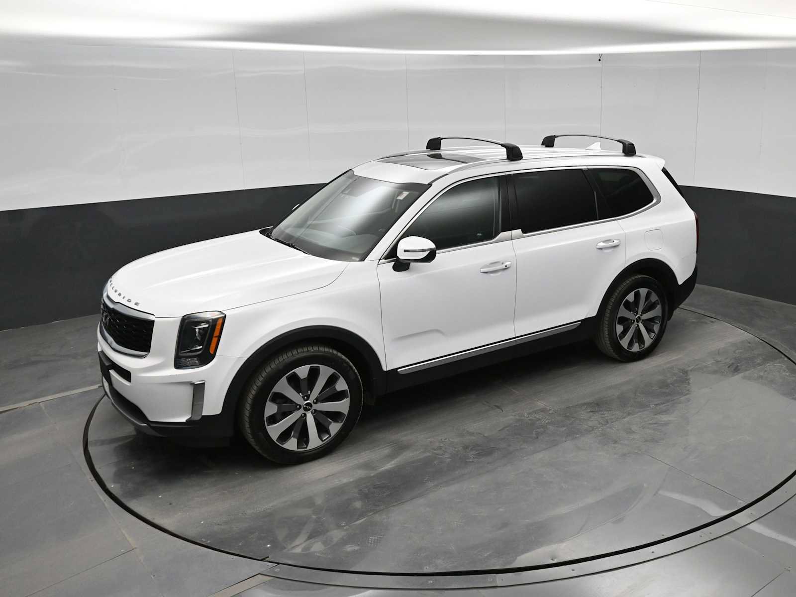 Used 2022 Kia Telluride S AWD/4WD image 32