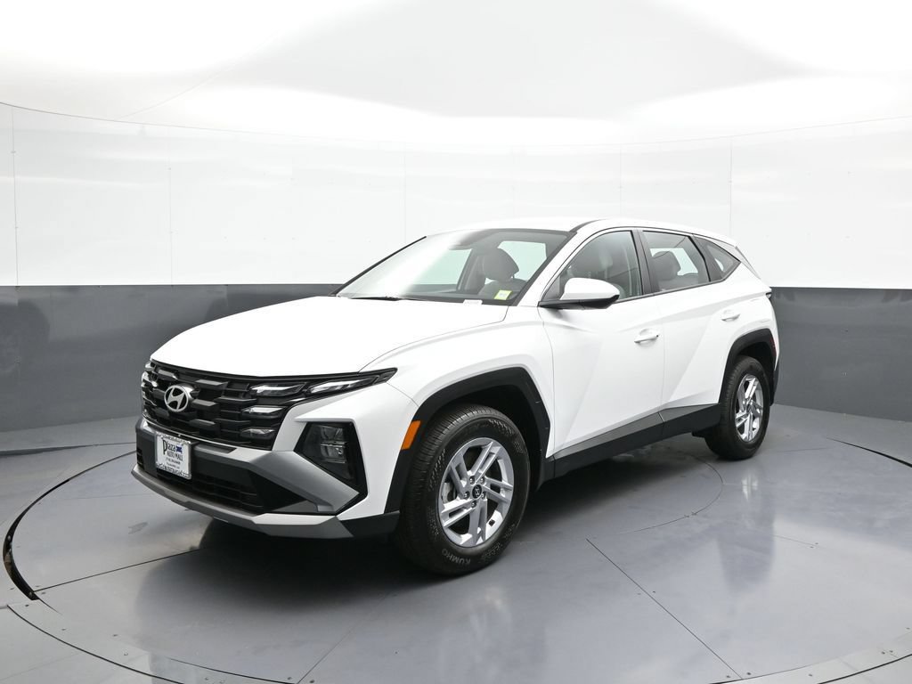 Certified 2025 Hyundai Tucson SE AWD/4WD image 10