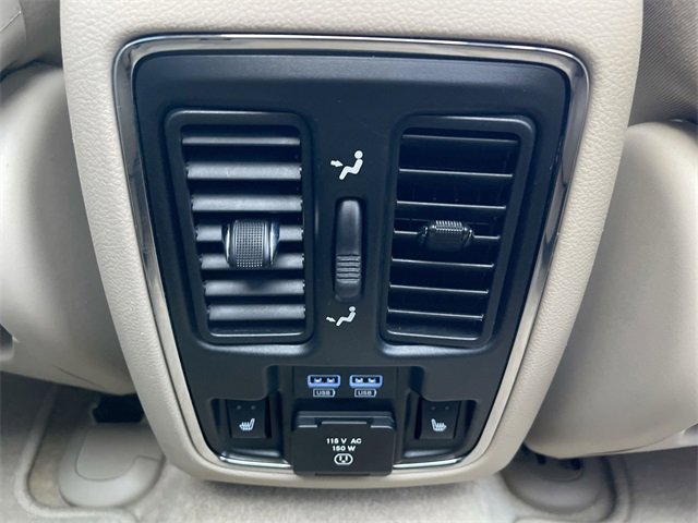 Used 2018 Jeep Grand Cherokee Overland image 22