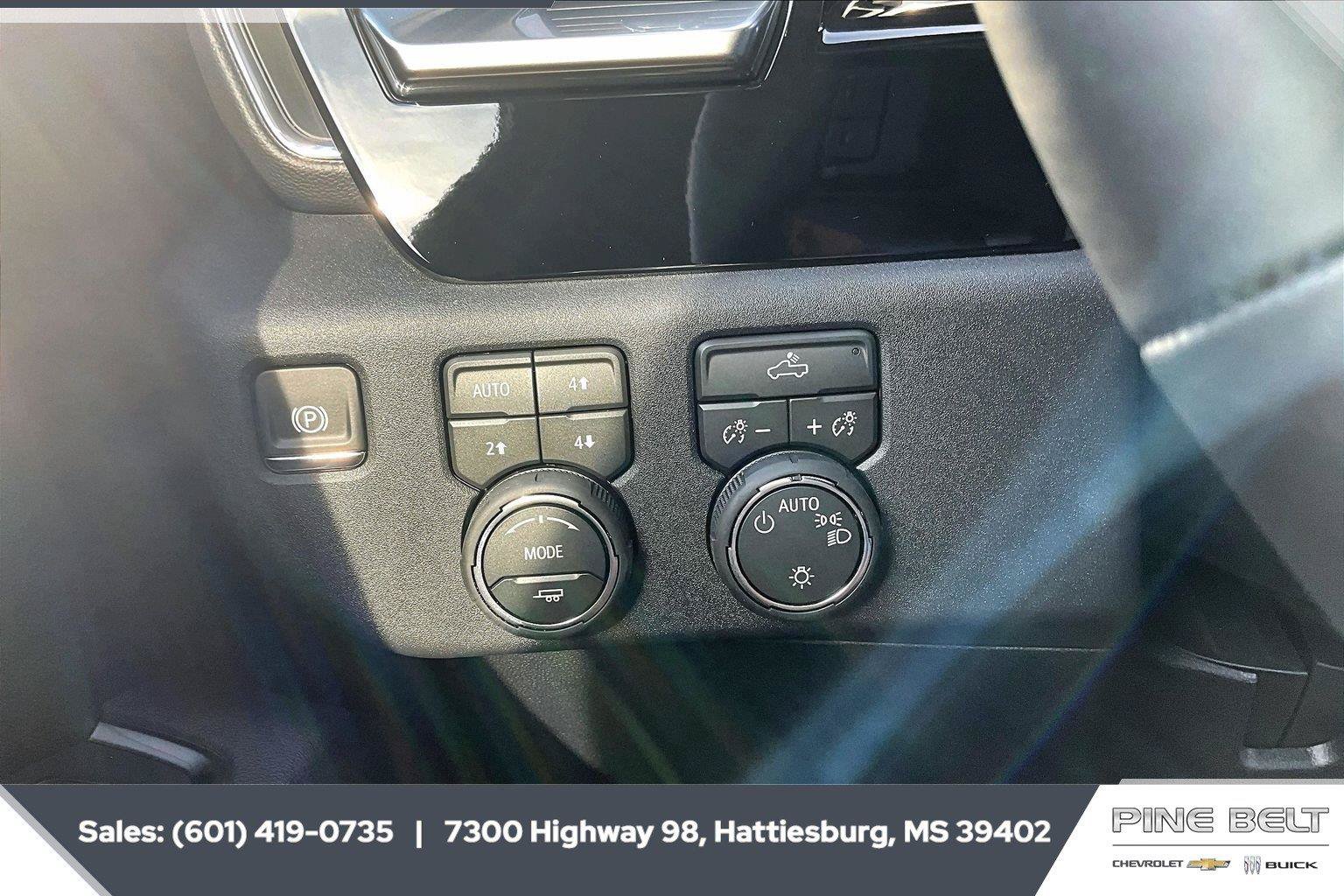 New 2026 Chevrolet Silverado 1500 LT w/ Z71 Off-Road Package AWD/4WD image 23