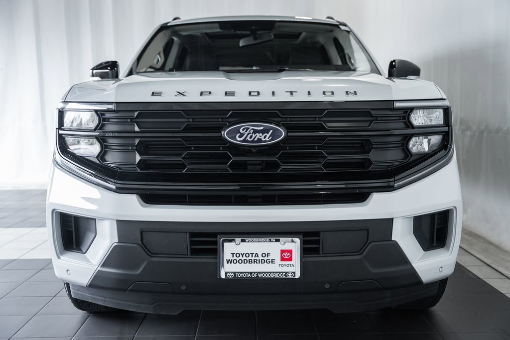 Used 2025 Ford Expedition Max Active image 2