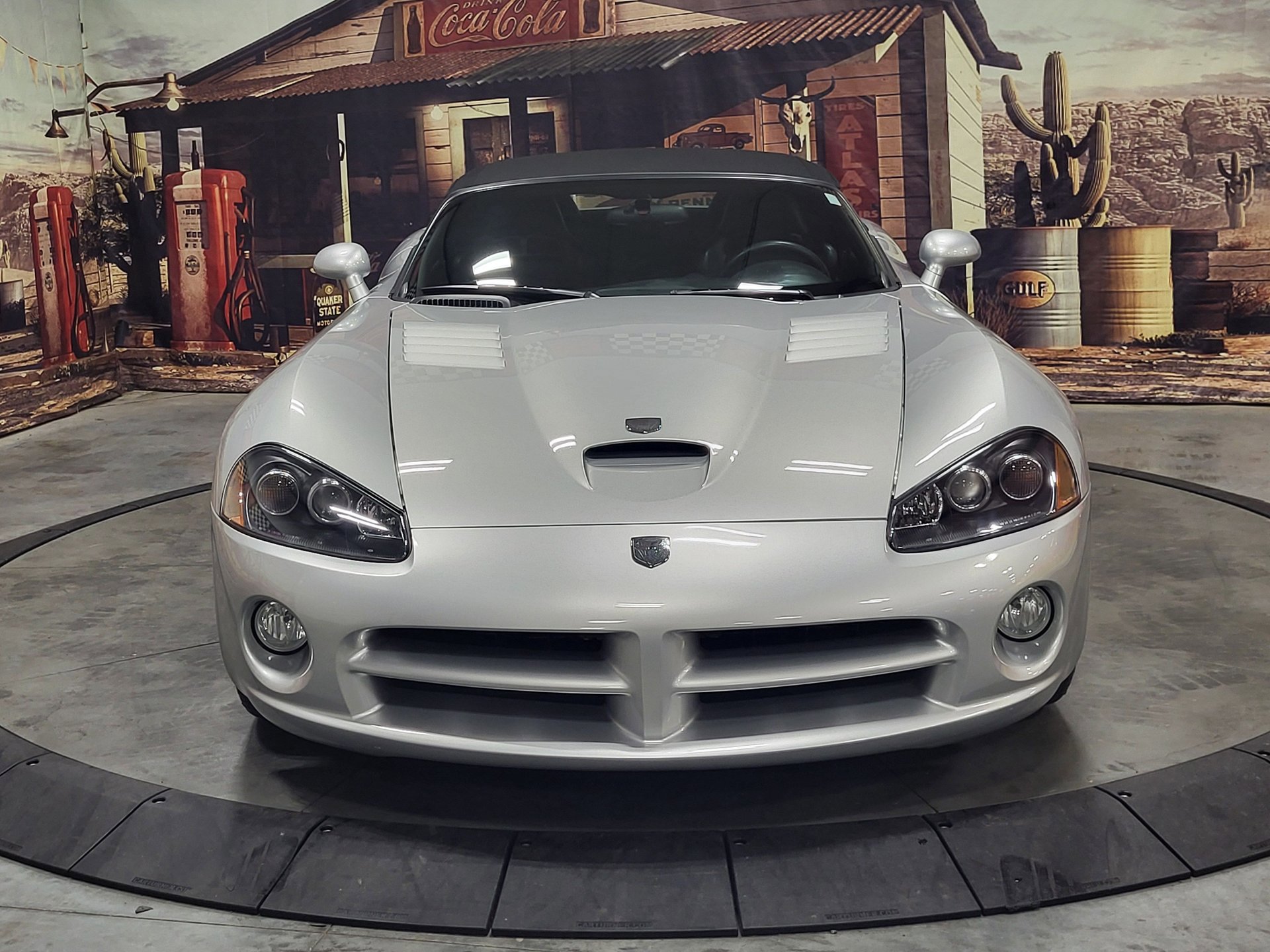 Used 2005 Dodge Viper SRT-10 image 7