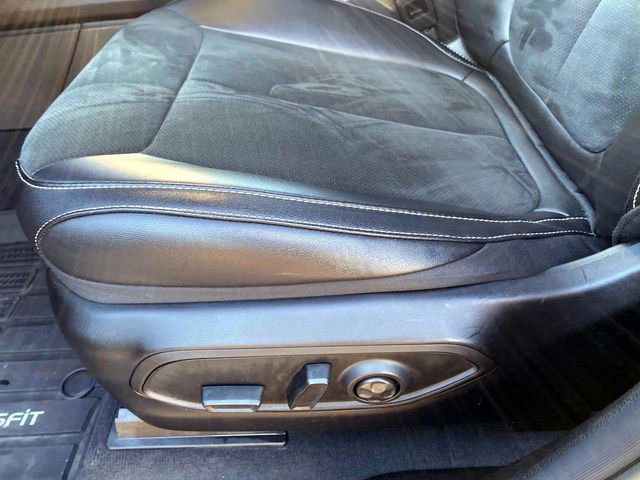 Used 2024 Jeep Grand Cherokee L Altitude image 21