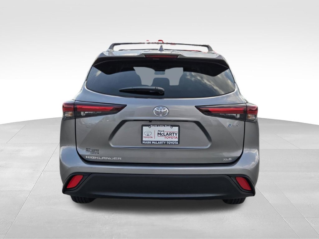 Used 2026 Toyota Highlander XLE AWD/4WD image 5