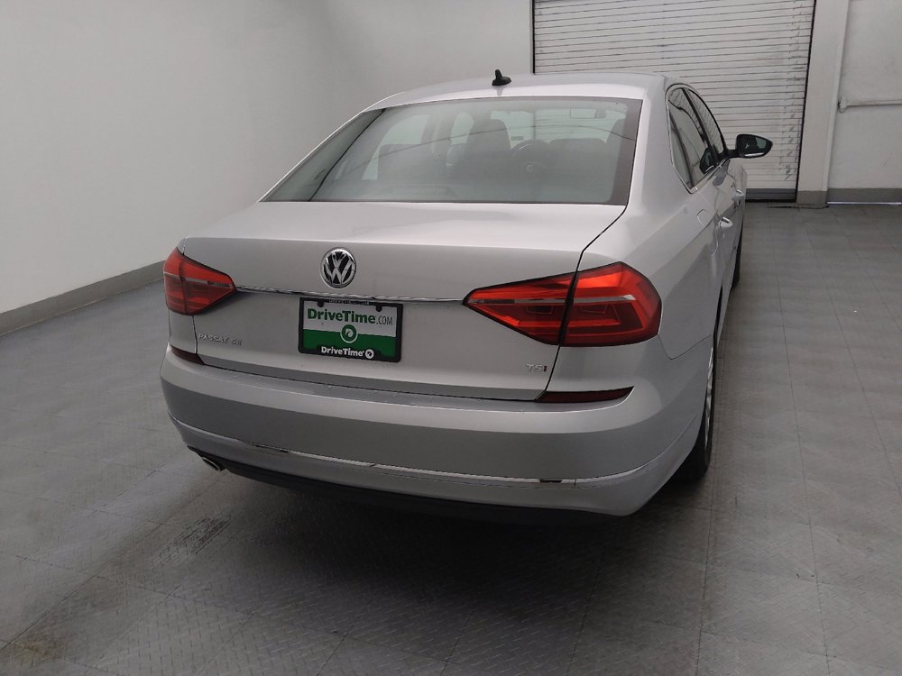 Used 2016 Volkswagen Passat 1.8T SE image 7