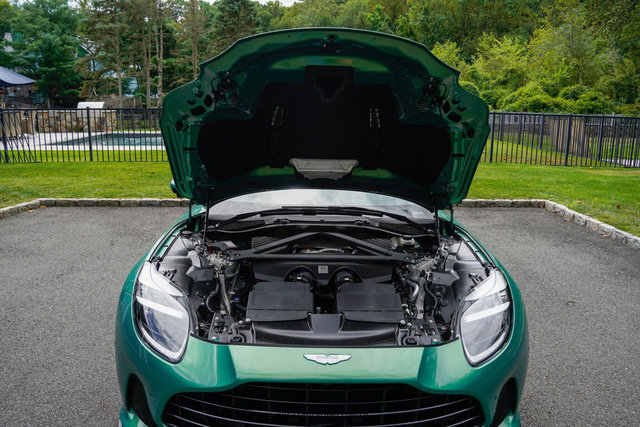 Used 2025 Aston Martin DB12 Coupe RWD image 74