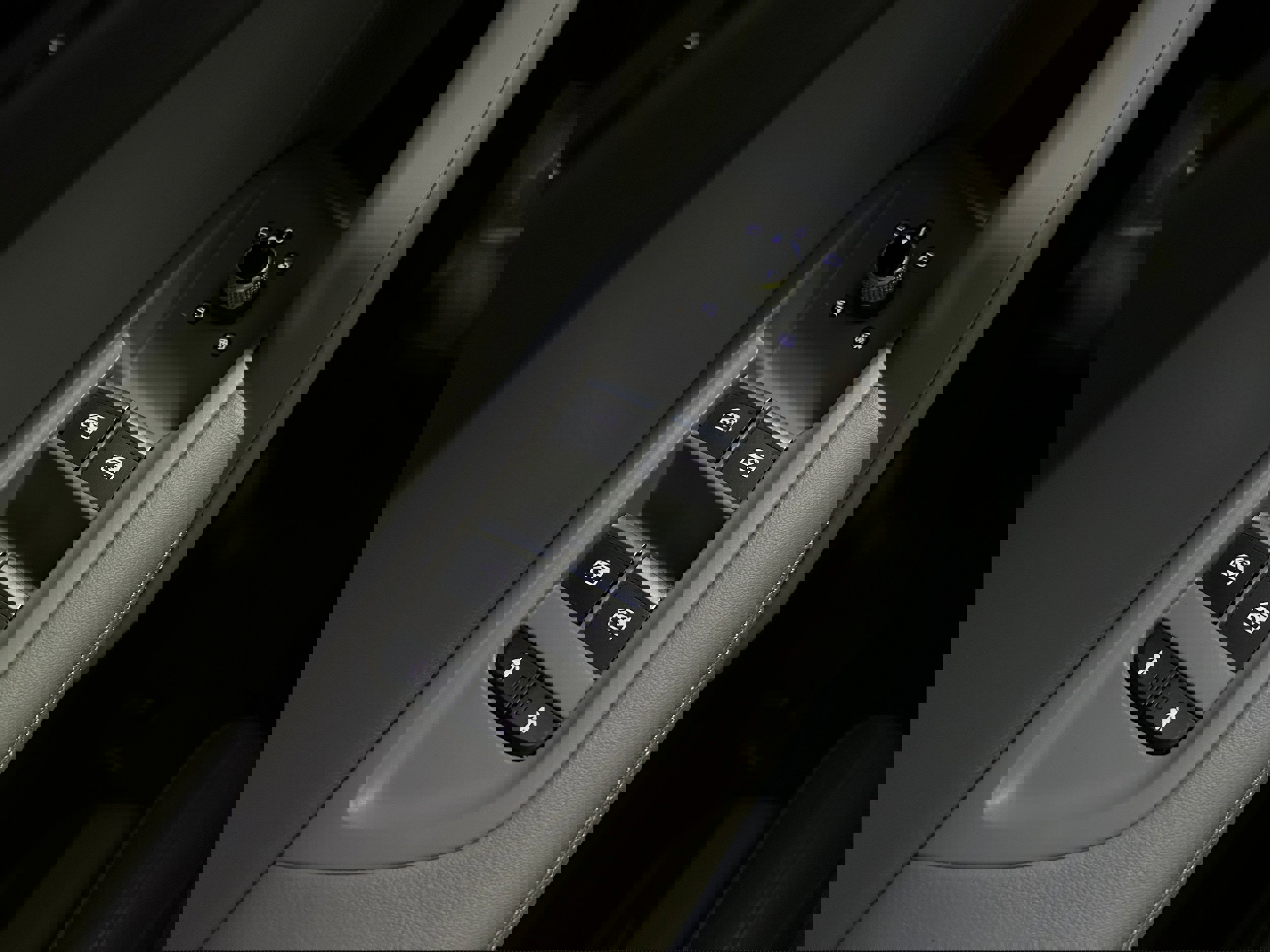 Used 2020 Audi Q5 Prestige image 25