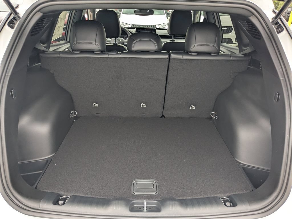New 2026 Jeep Compass Latitude AWD/4WD image 14