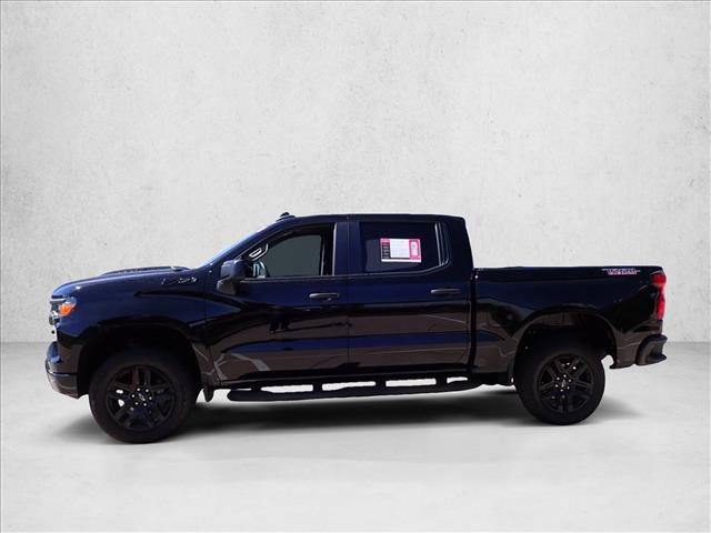 Used 2025 Chevrolet Silverado 1500 Custom Trail Boss w/ Turbomax Blackout Package AWD/4WD image 2