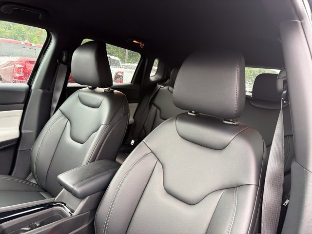 New 2026 Jeep Compass Limited AWD/4WD image 16