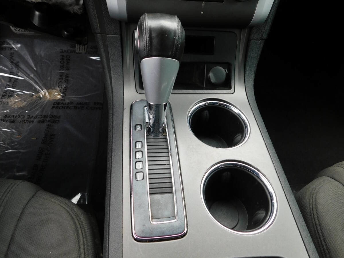 Used 2010 Chevrolet Traverse LT w/ LT Special Edition Package AWD/4WD image 15