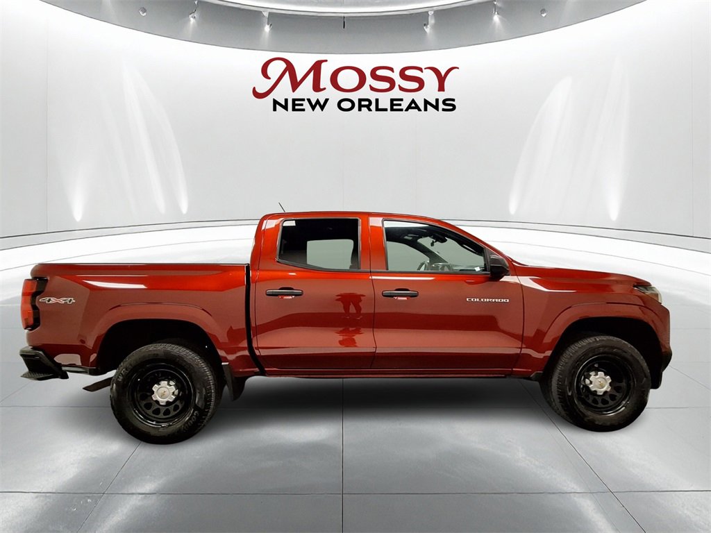 Used 2023 Chevrolet Colorado W/T image 4