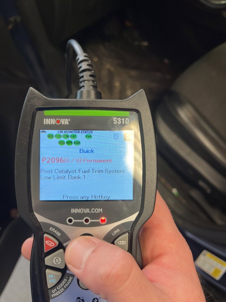 Used 2019 Buick Encore Preferred image 9