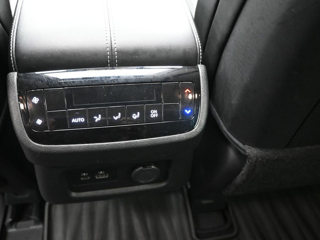 Used 2023 INFINITI QX60 Luxe w/ Cargo Package FWD image 20