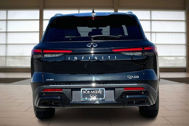 Certified 2023 INFINITI QX60 Luxe w/ Performance Audio Package image 4