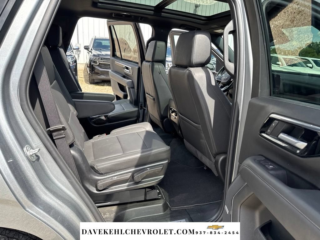 Used 2025 Chevrolet Tahoe Z71 w/ Comfort Package AWD/4WD image 25