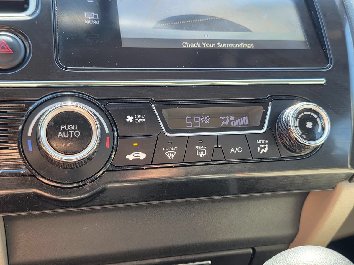 Used 2015 Honda Civic SE image 37
