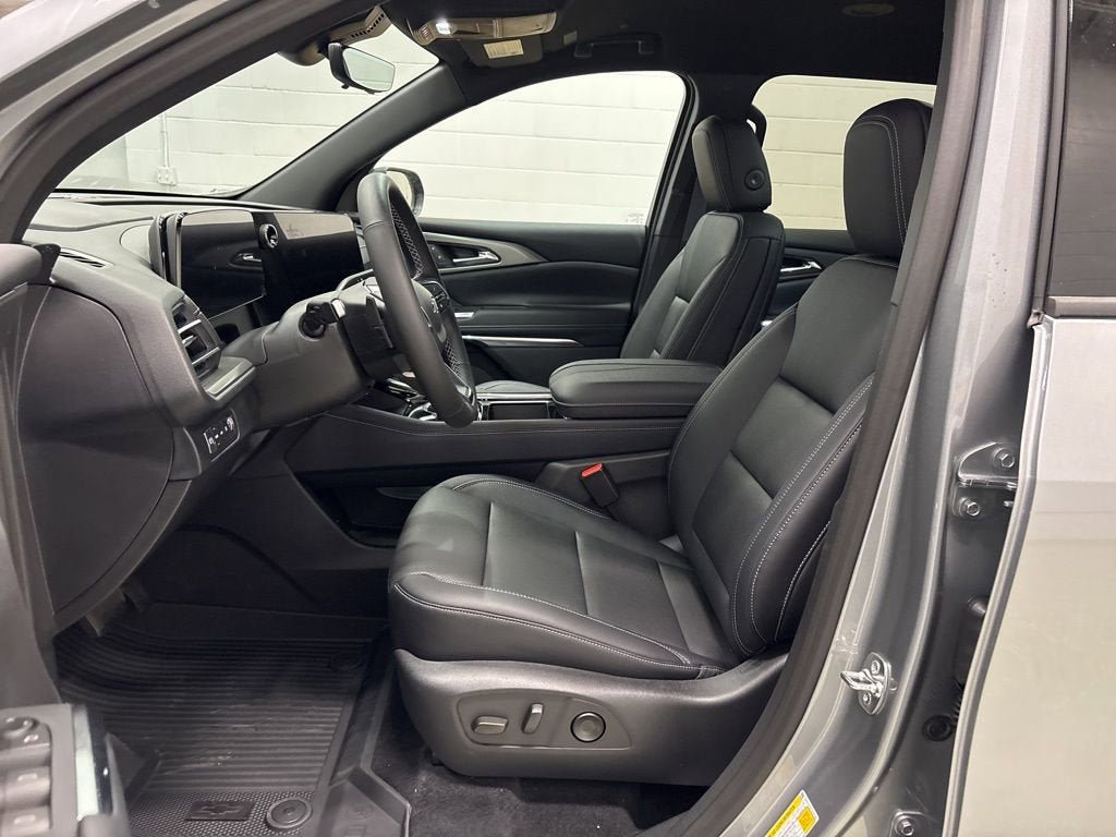 New 2026 Chevrolet Traverse LT AWD/4WD image 15