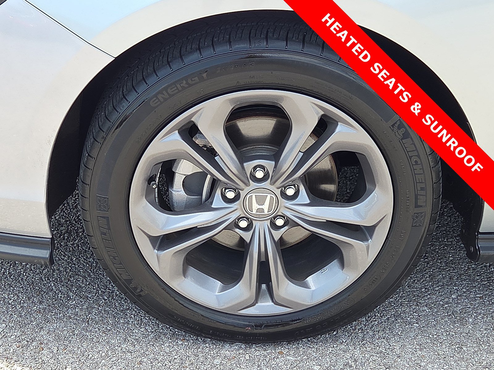 Used 2024 Honda Accord EX image 7