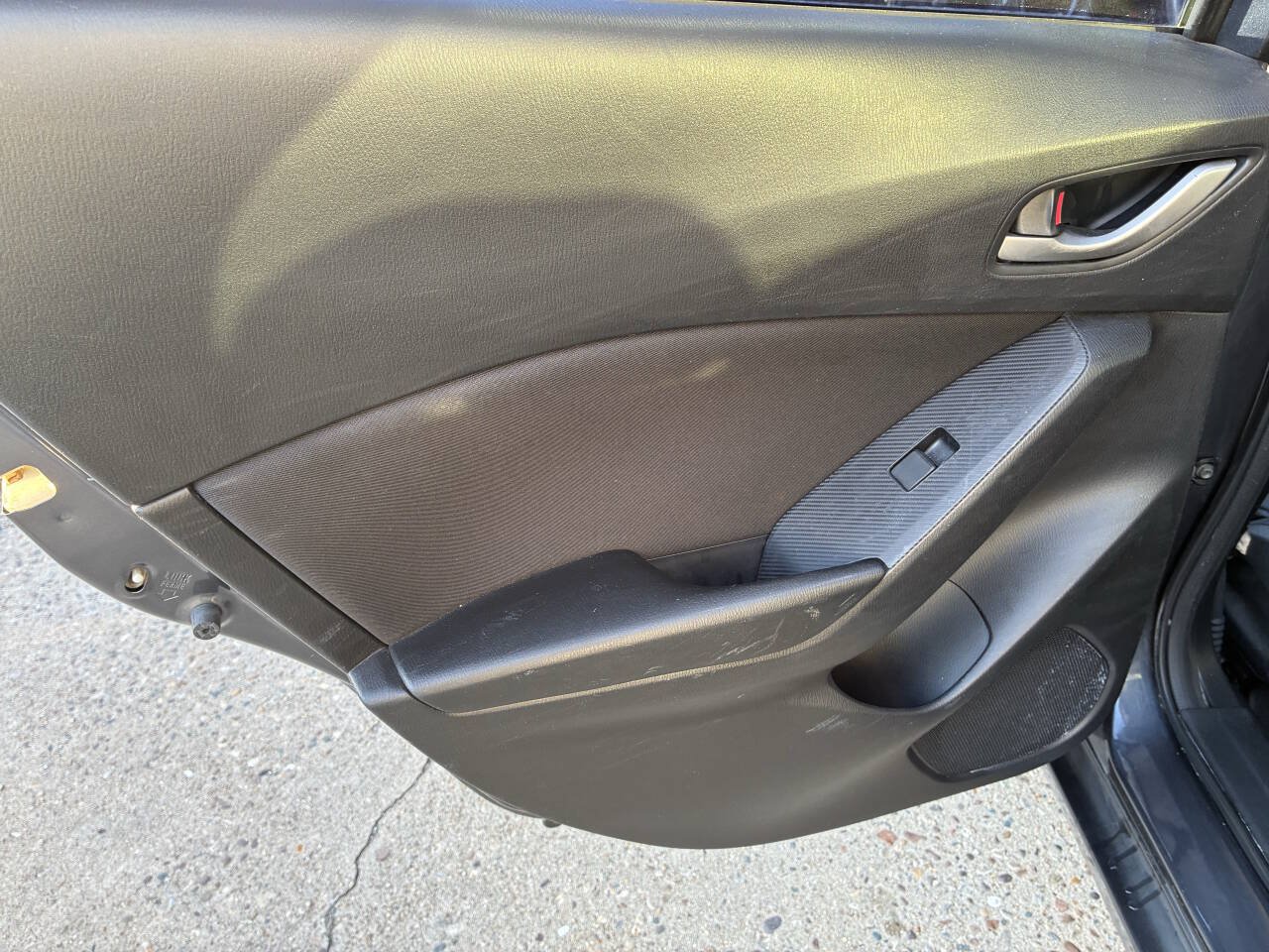 Used 2015 MAZDA MAZDA3 i Sport FWD image 19