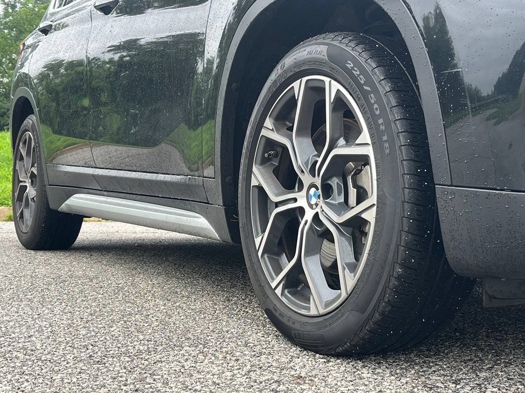 Used 2022 BMW X1 sDrive28i w/ Convenience Package FWD image 9